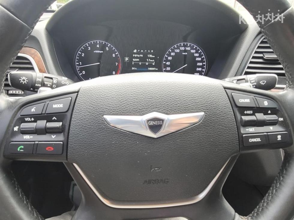 Hyundai Genesis — miniaturë 16