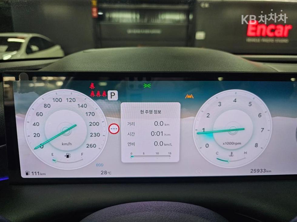 Genesis G80 — miniaturë 7