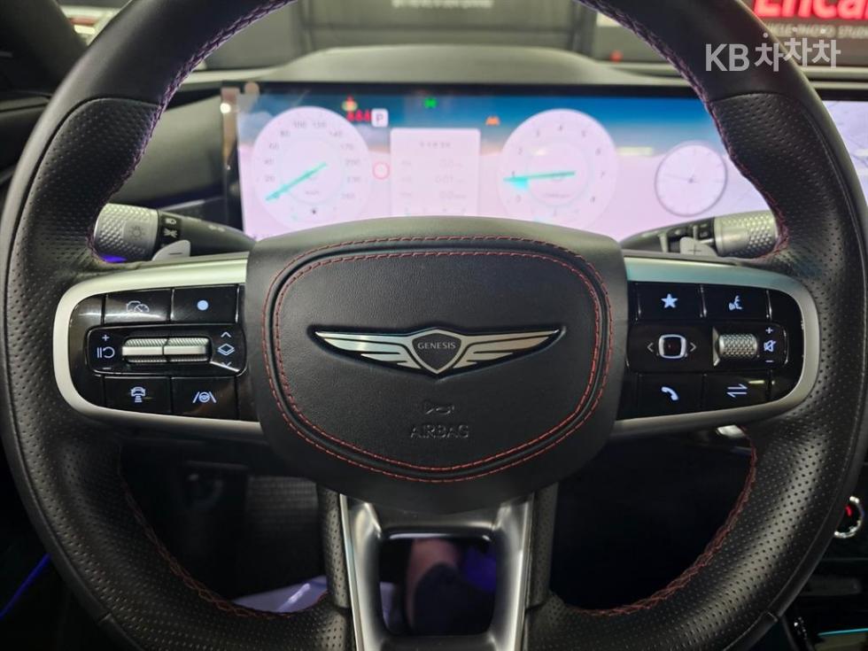 Genesis G80 — miniaturë 8