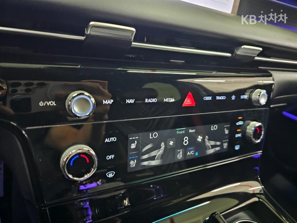 Genesis G80 — miniaturë 10