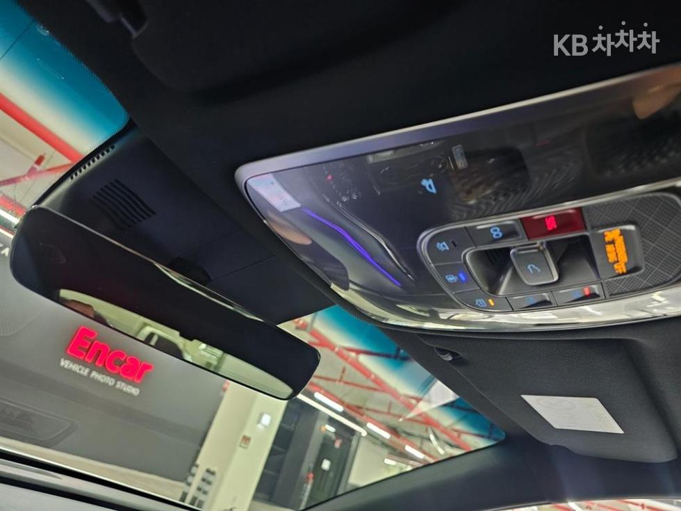 Genesis G80 — miniaturë 12
