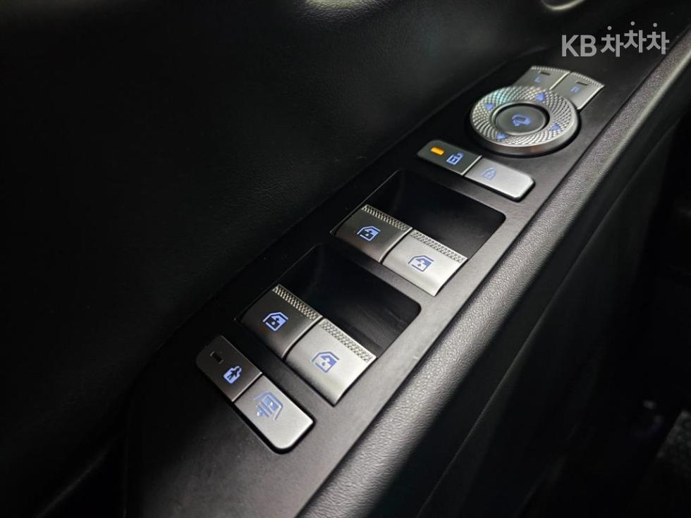 Genesis G80 — miniaturë 13