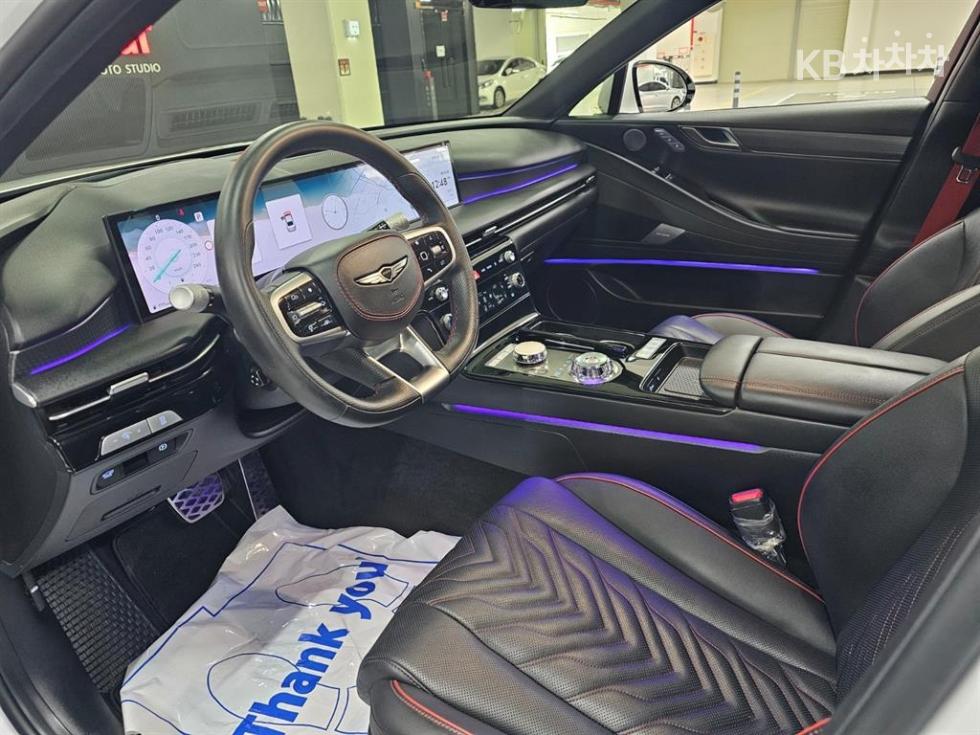 Genesis G80 — miniaturë 15