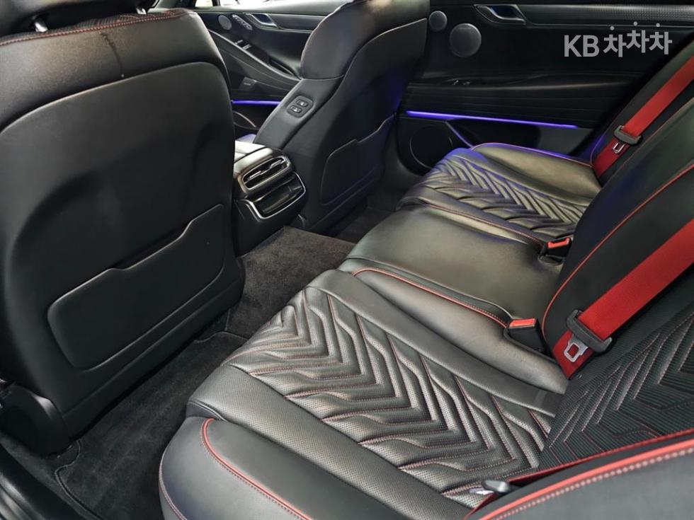Genesis G80 — miniaturë 16