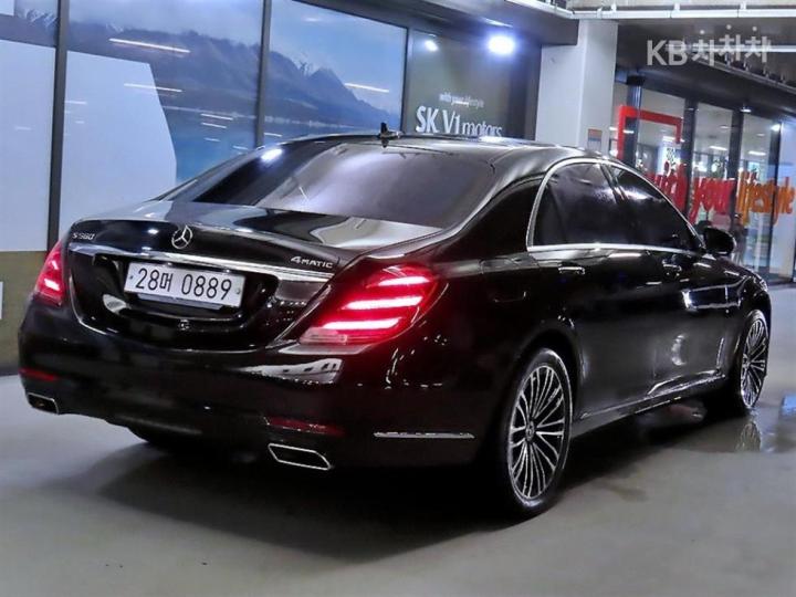 Mercedes-Benz S-klasse — miniaturë 4