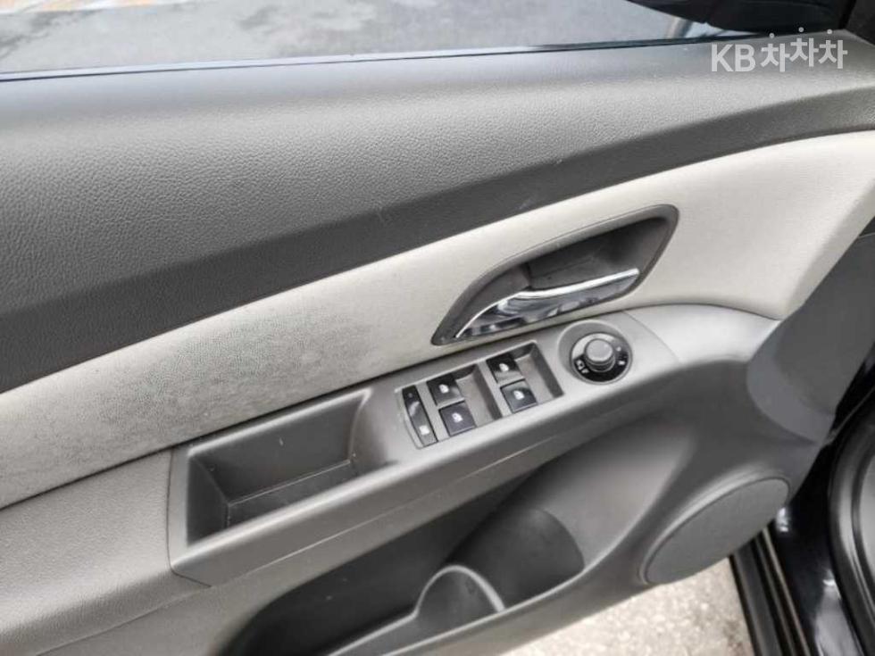 Chevrolet Lacetti — miniaturë 16