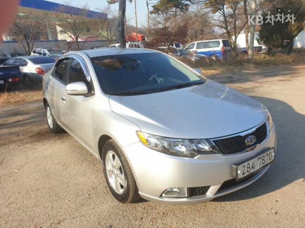Kia Forte — miniaturë 3