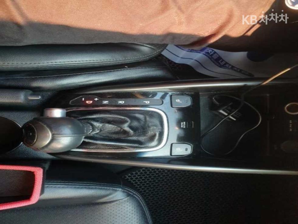 Kia Forte — miniaturë 17