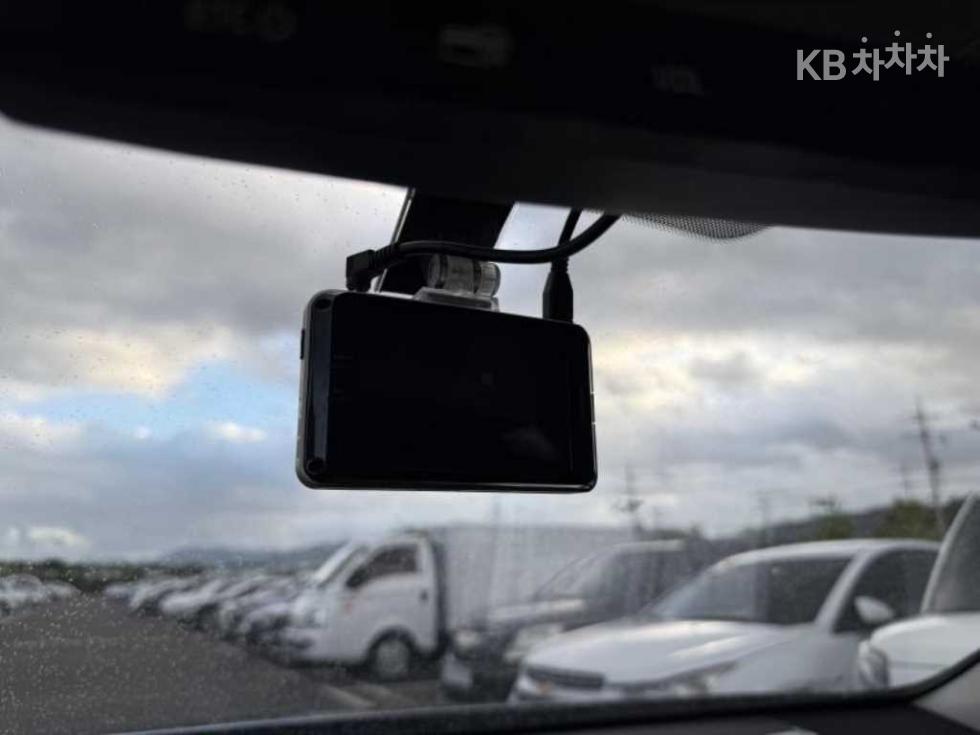 Kia K7 — miniaturë 13