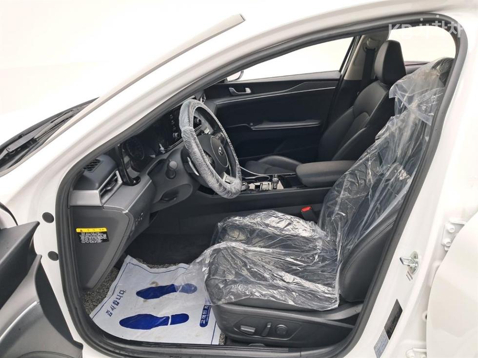 Kia K5 — miniaturë 11