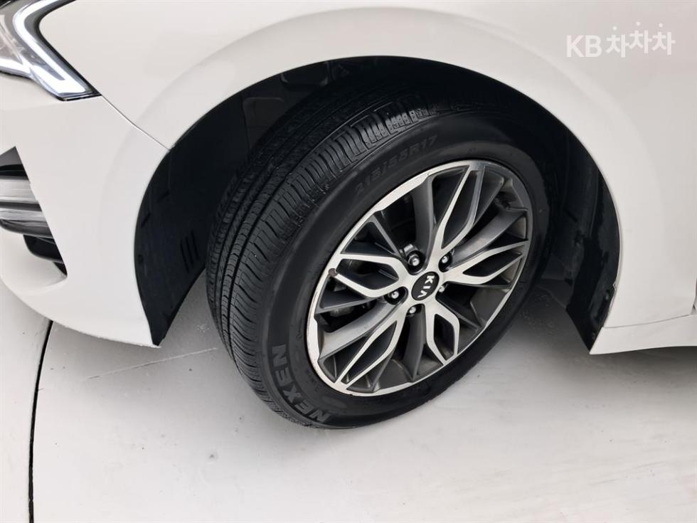 Kia K5 — miniaturë 19