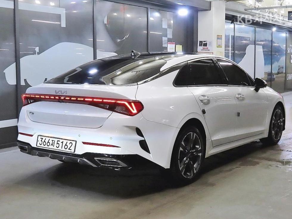 Kia K5 — miniaturë 4