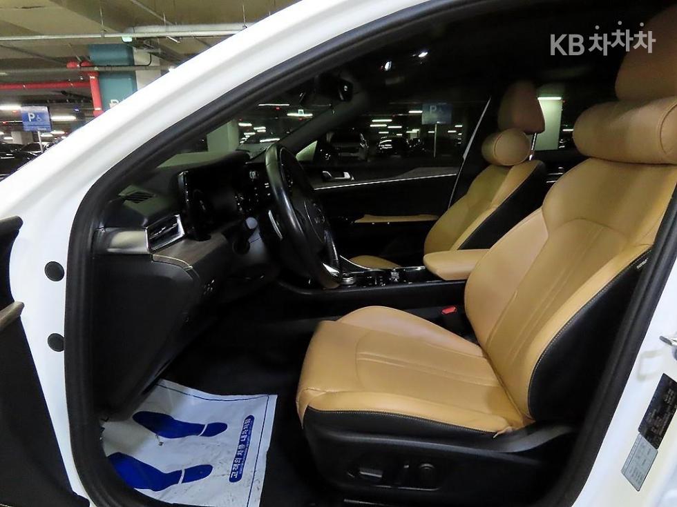 Kia K5 — miniaturë 6