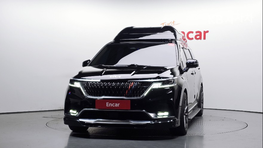 Kia Carnival — miniaturë 3