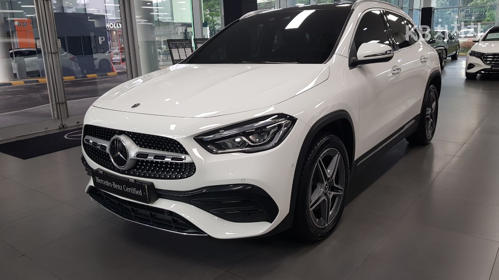 Mercedes-Benz GLA-Class