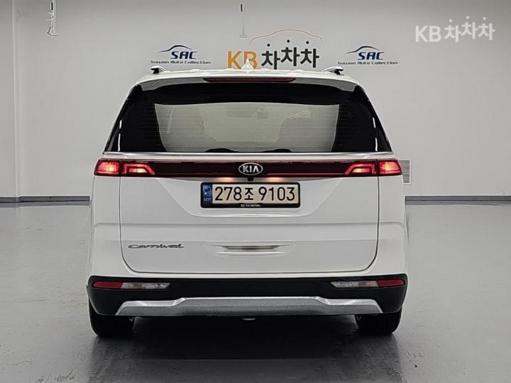 Kia Carnival — miniaturë 3