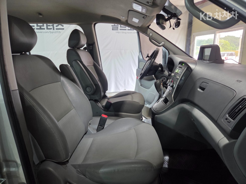 Hyundai Starex — miniaturë 7