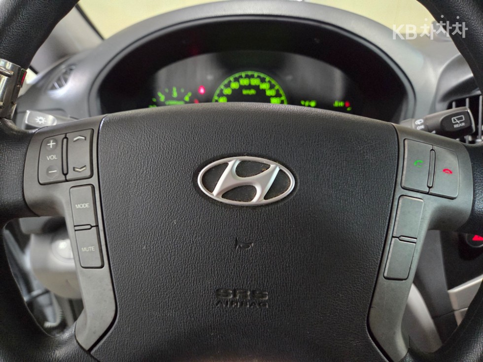 Hyundai Starex — miniaturë 15