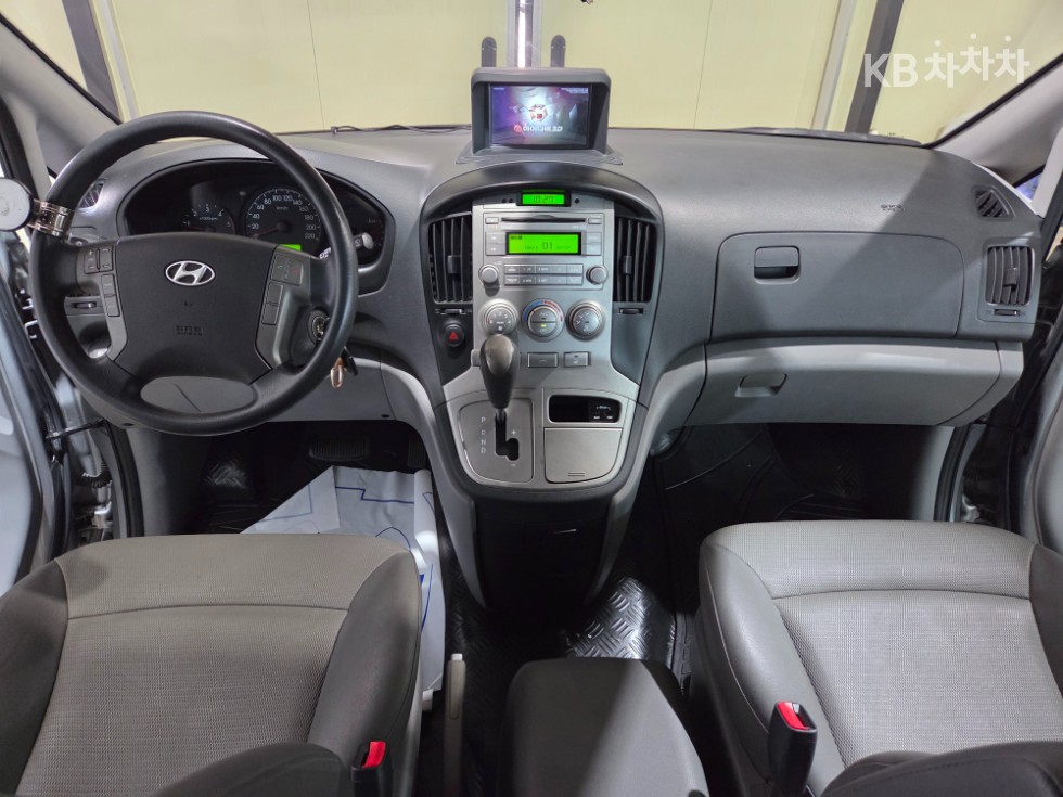 Hyundai Starex — miniaturë 6