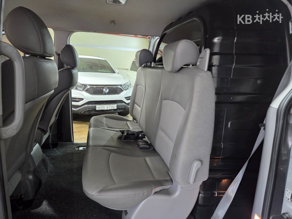 Hyundai Starex — miniaturë 9