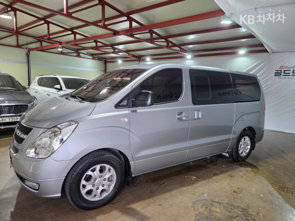 Hyundai Starex — miniaturë 3