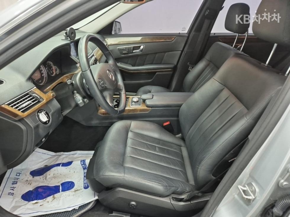Mercedes-Benz E-klasse — miniaturë 11