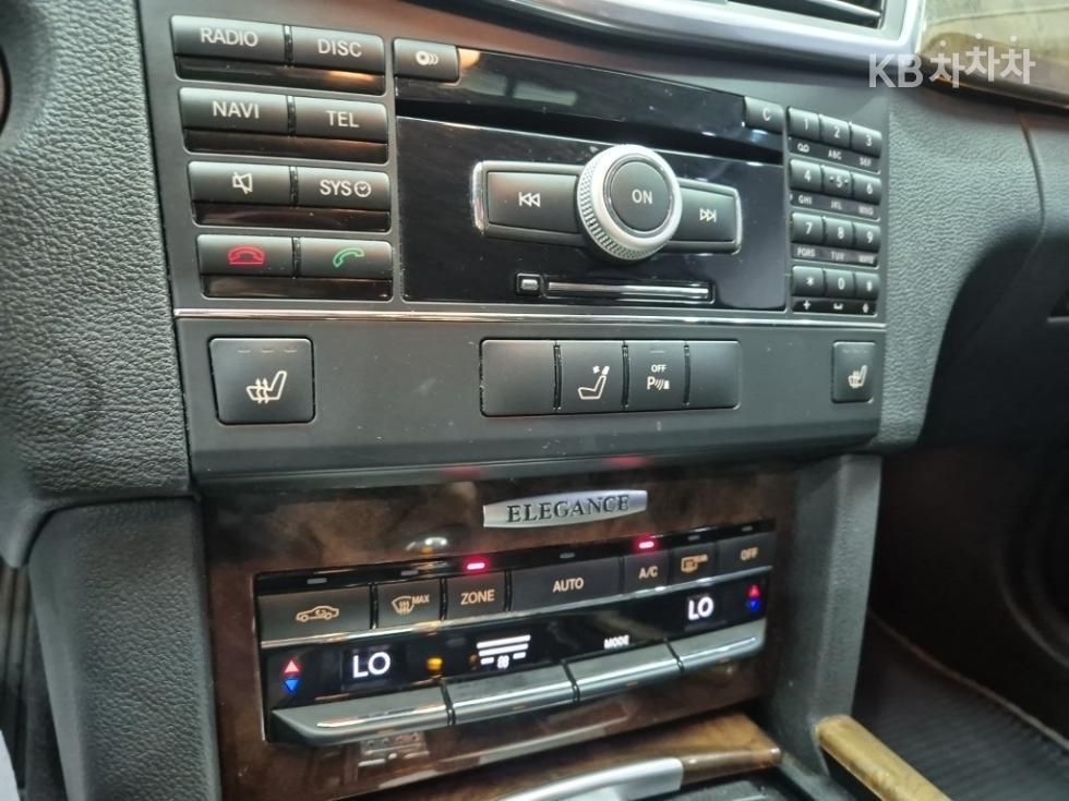 Mercedes-Benz E-klasse — miniaturë 17
