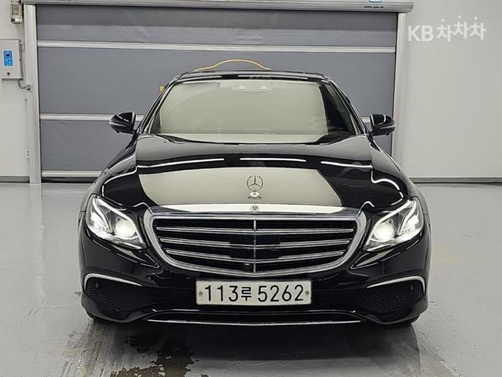 Mercedes-Benz E-klasse — miniaturë 2