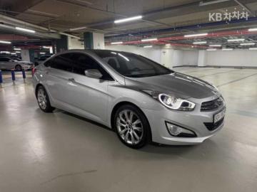 Hyundai i40 1.7 VGT Premium — foto 1