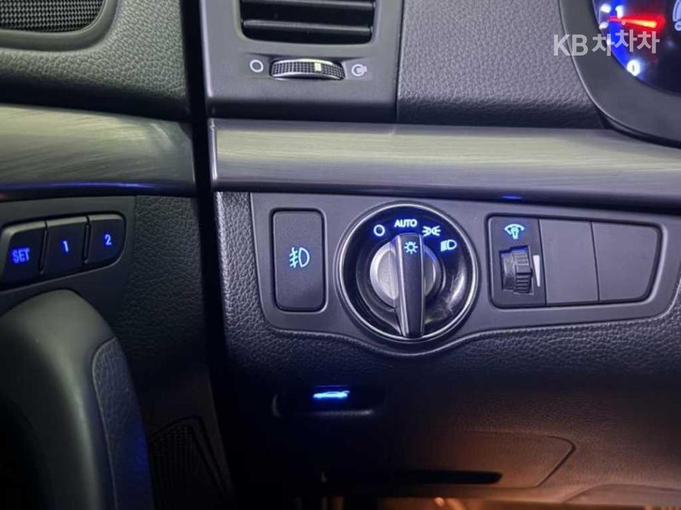 Hyundai i40 — miniaturë 14