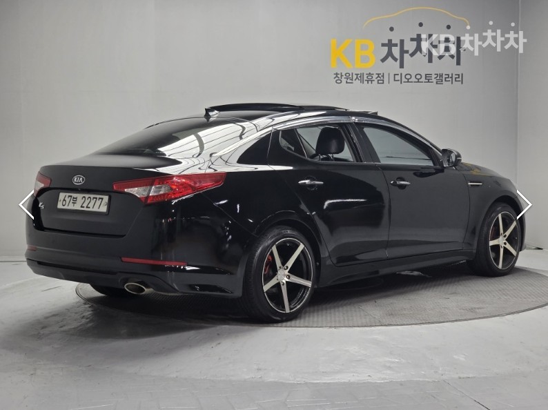 Kia K5 — miniaturë 4