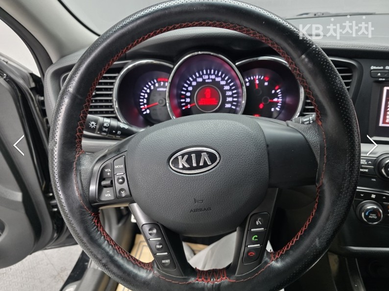 Kia K5 — miniaturë 10