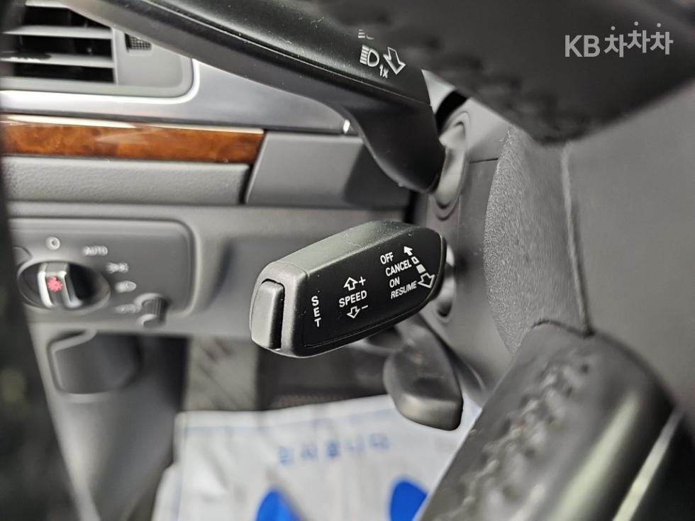 Audi A6 — miniaturë 17