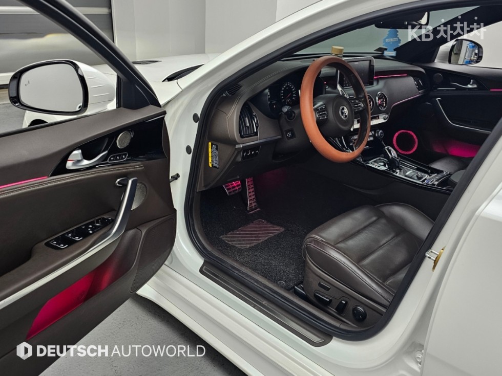 Kia Stinger — miniaturë 11