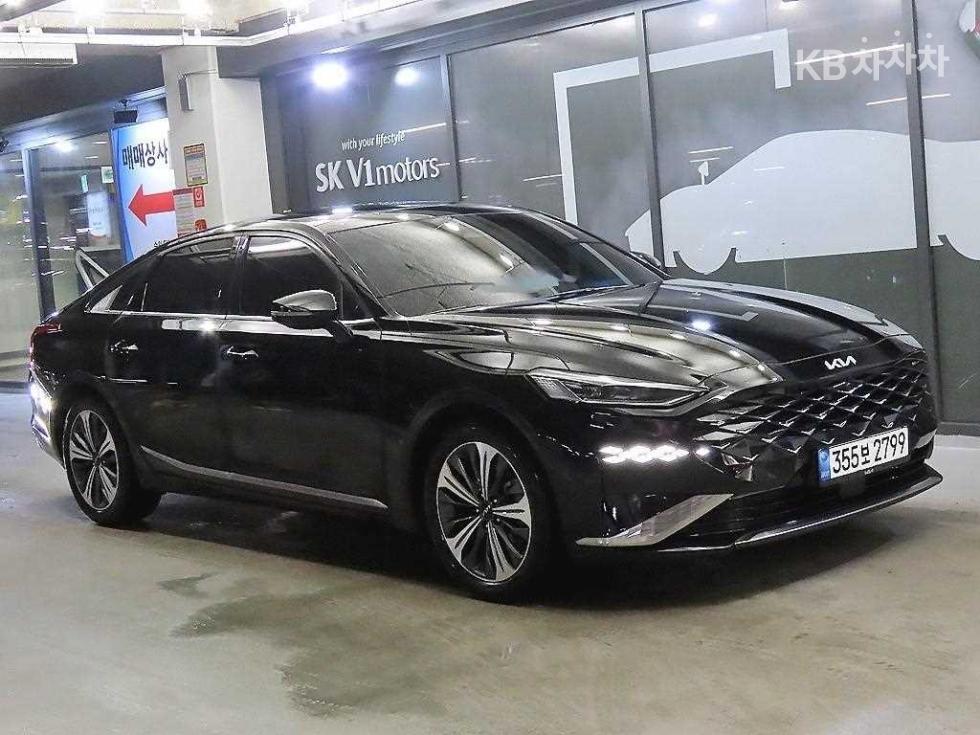 Kia K8