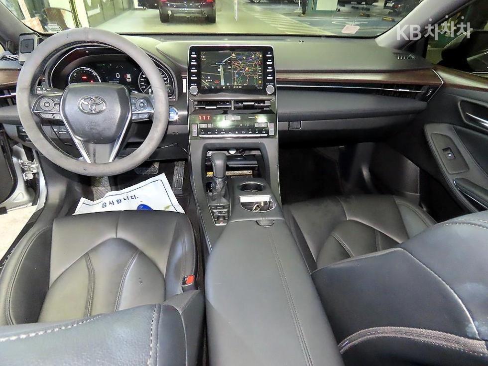 Toyota Avalon — miniaturë 10