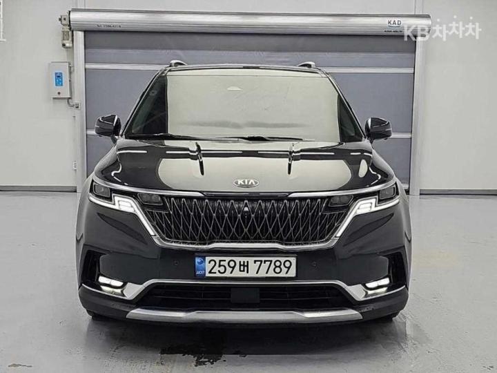 Kia Carnival — miniaturë 2