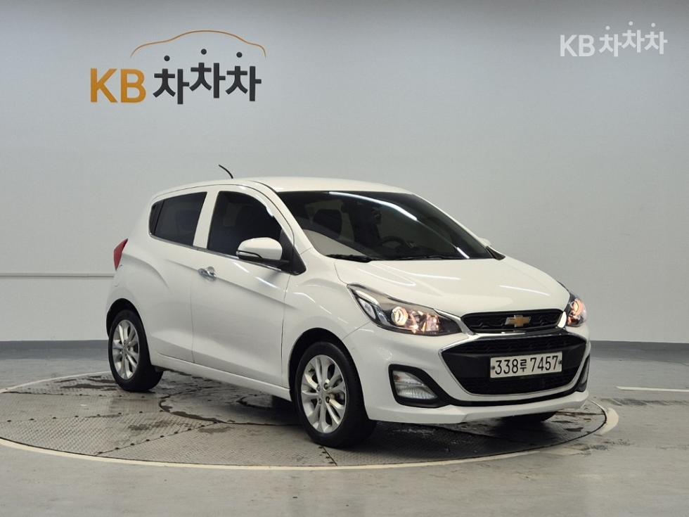 GM Korea Chevrolet Spark BASE MODEL — фото 4