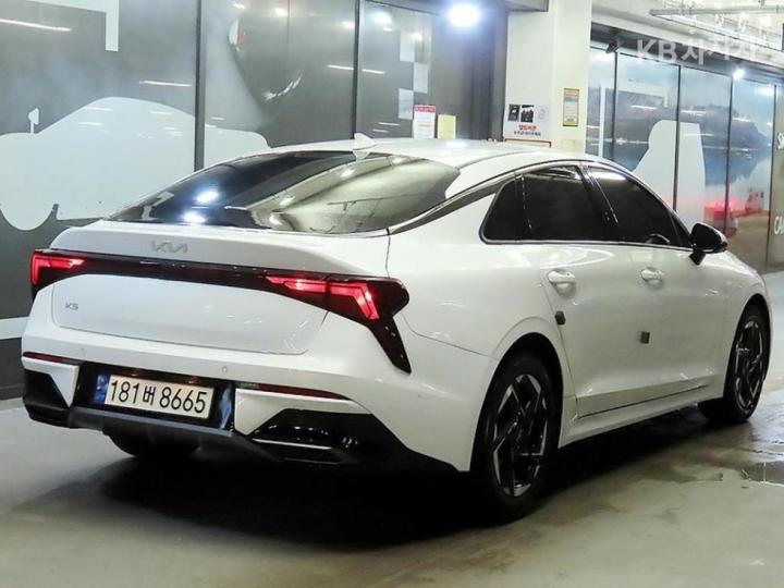 Kia K5 — miniaturë 4