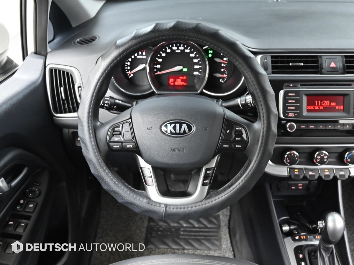 Kia Pride — miniaturë 13
