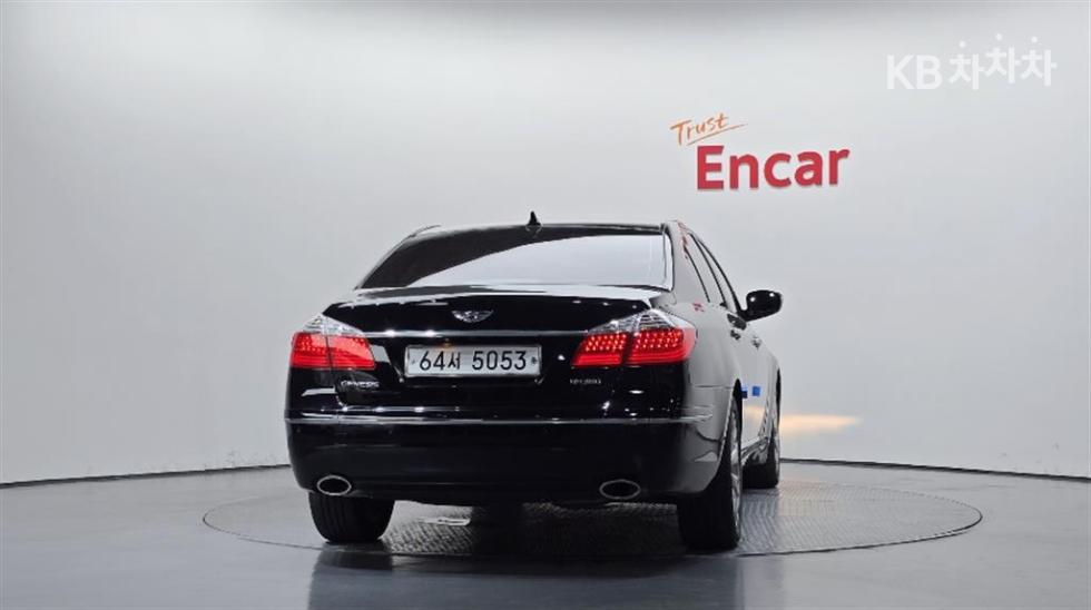 Hyundai Genesis — miniaturë 4