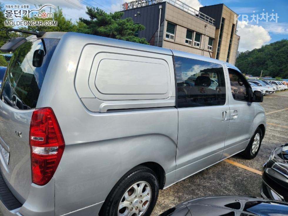 Hyundai Starex — miniaturë 3