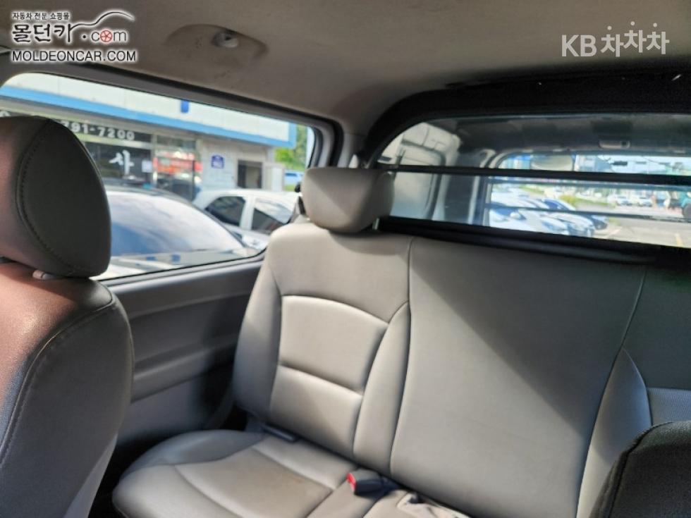 Hyundai Starex — miniaturë 13