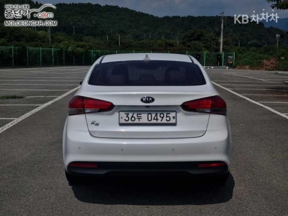 Kia K3 — miniaturë 3
