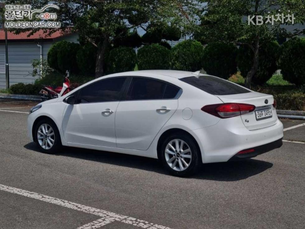 Kia K3 — miniaturë 4