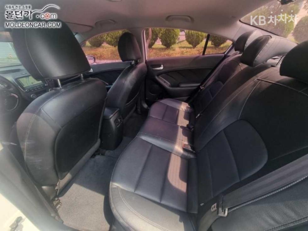 Kia K3 — miniaturë 13
