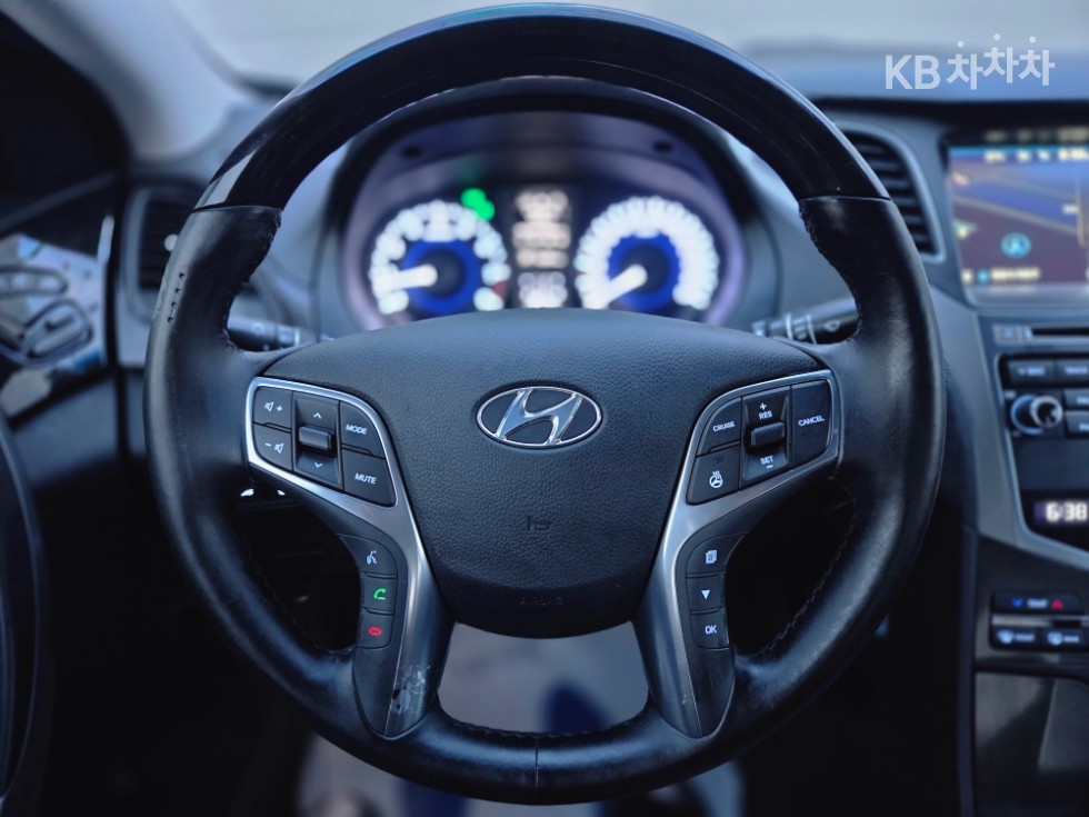 Hyundai Grandeur — miniaturë 17