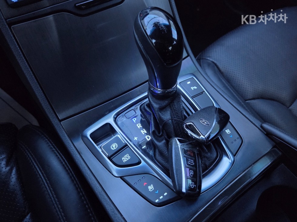 Hyundai Grandeur — miniaturë 20