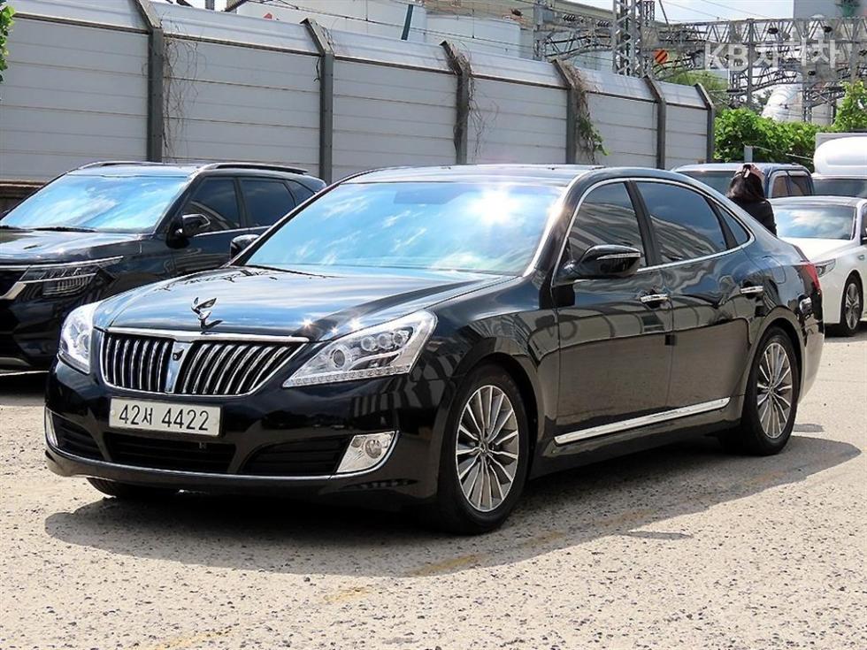 Hyundai Equus — miniaturë 2