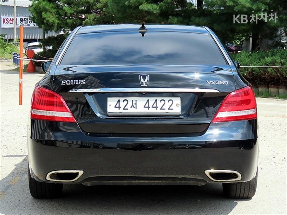 Hyundai Equus — miniaturë 4